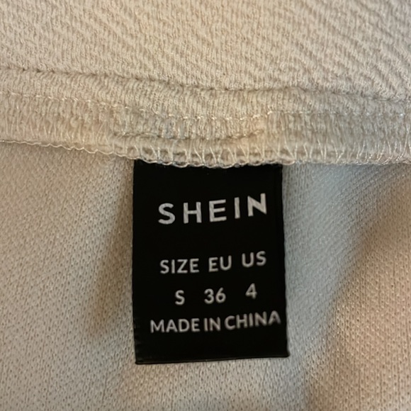 SHEIN Geo Print Skirt Size Small - Picture 3 of 3